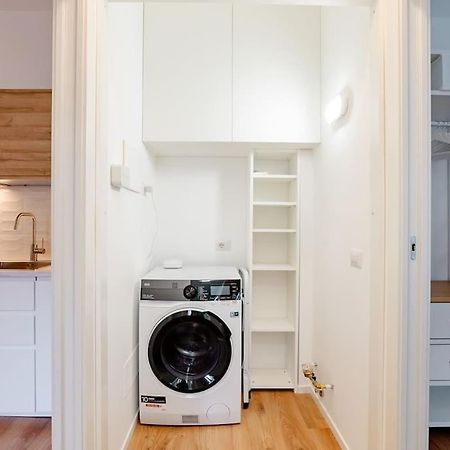 Luxury 1 Bedroom Apartment, Close To San Siro, Fiera And 10 Min Metro To Duomo ميلان المظهر الخارجي الصورة