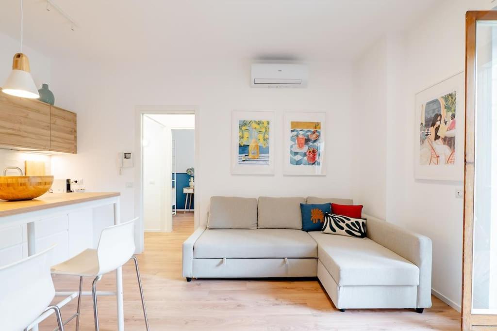 Luxury 1 Bedroom Apartment, Close To San Siro, Fiera And 10 Min Metro To Duomo ميلان المظهر الخارجي الصورة